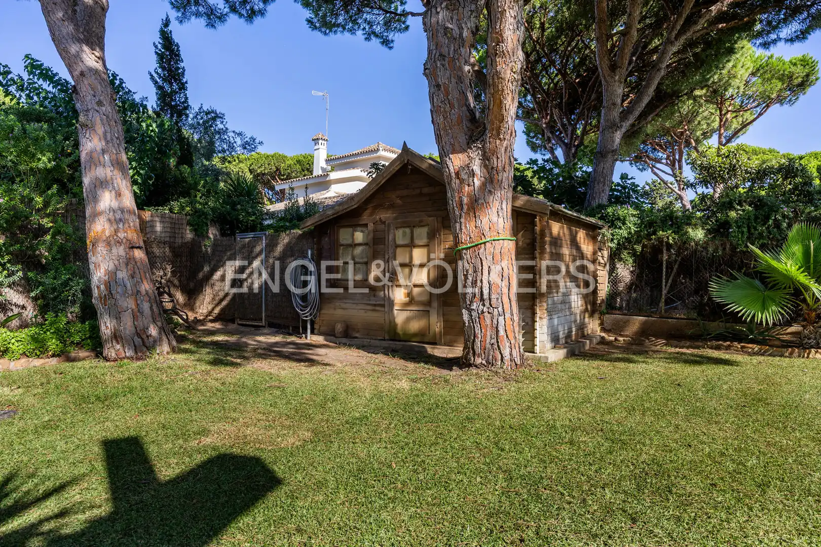 Jardí de Casa o xalet en venda en Conil de la Frontera amb Aire condicionat, Calefacció i Jardí privat