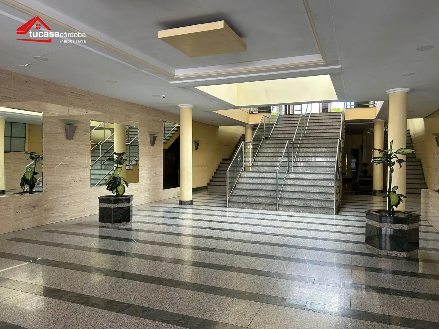 Planta baixa en venda en Córdoba amb Aire condicionat, Alarma i Piscina comunitària