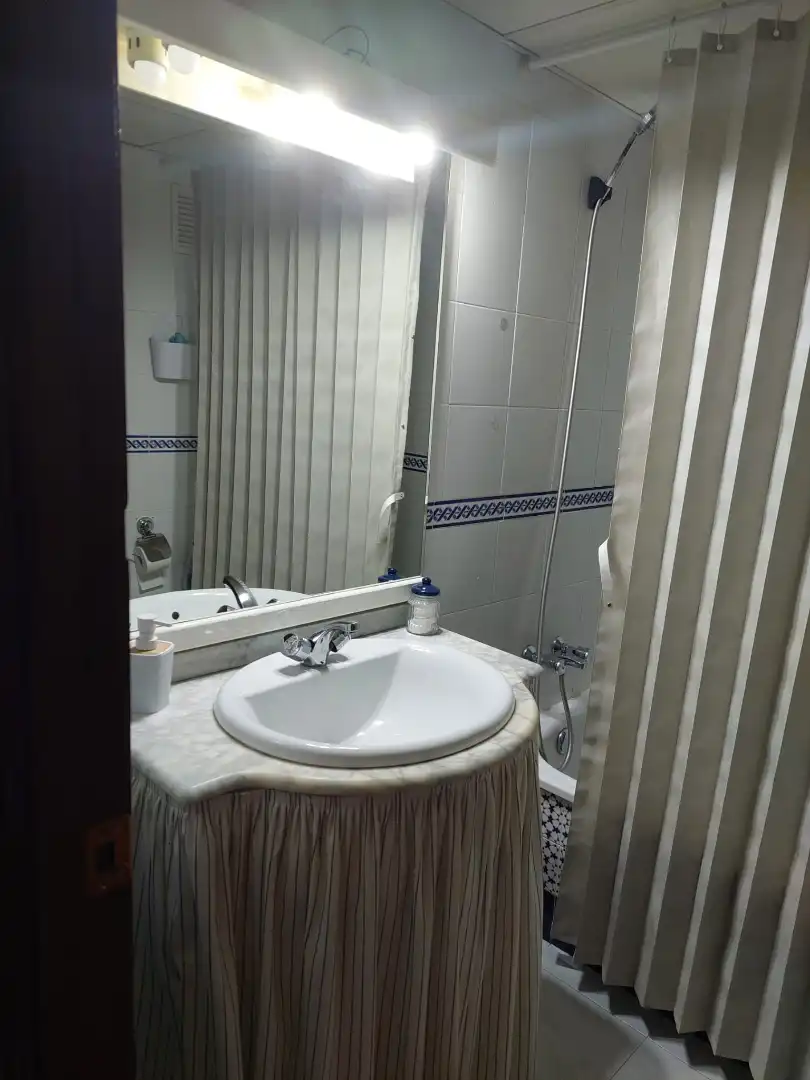 Wohnung zur Miete in Calle Alcalá Zamora, 21, Santa Rosa - Valdeolleros