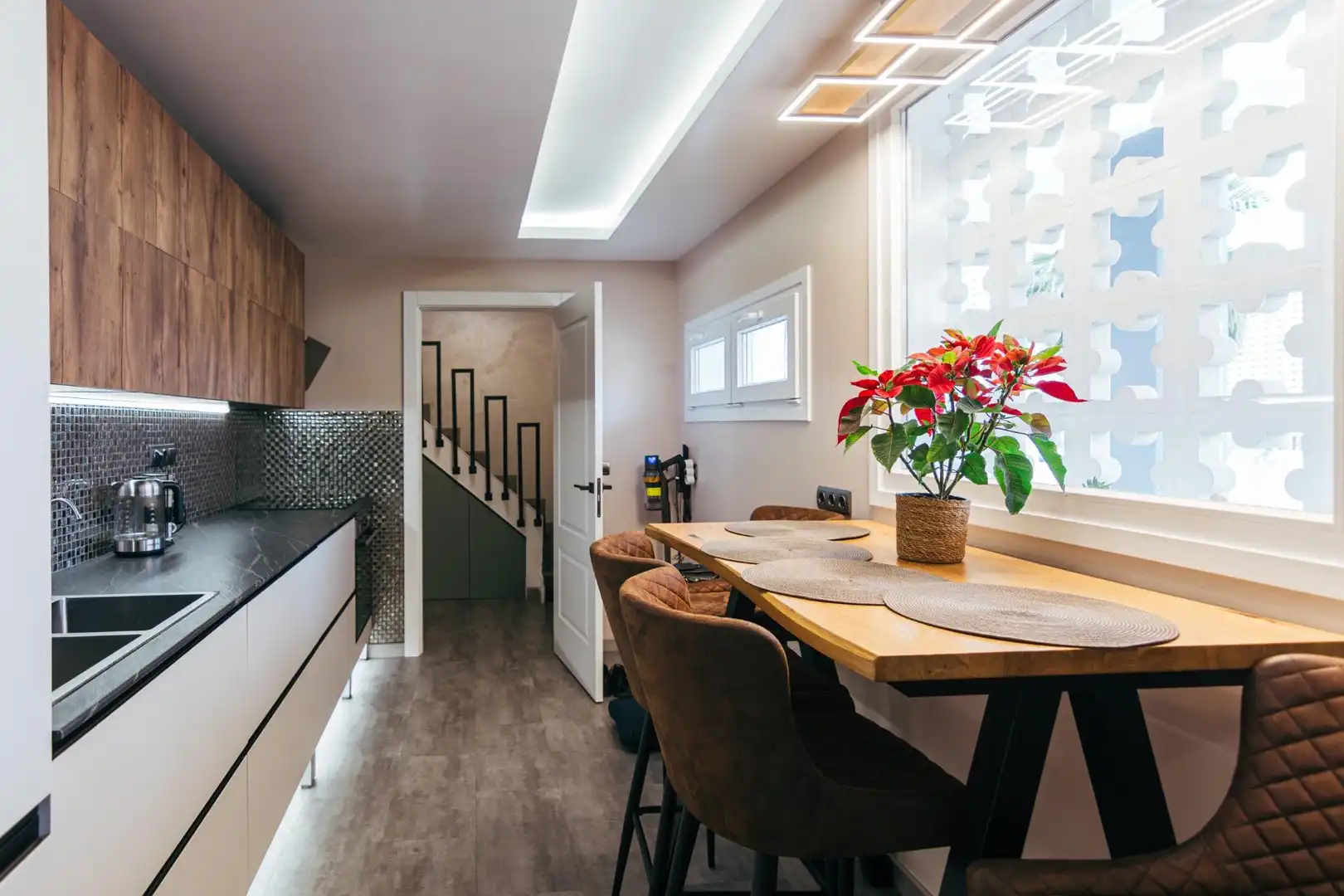 Kitchen of Duplexes for sale in Benidorm  with Air Conditioner, Private garden and Terrace