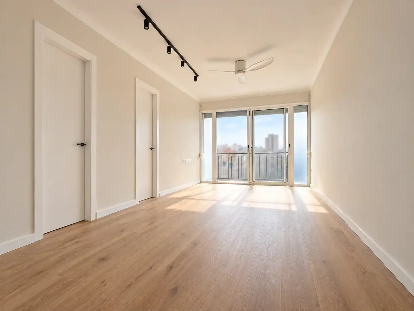 Piso con terraza en venta en Riu Sud, imagen 4