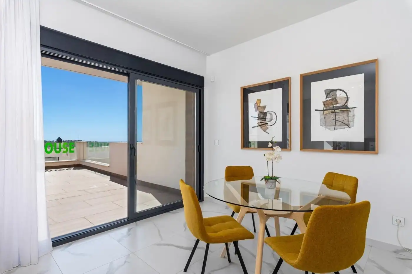 Bungalow con piscina en venta en San Miguel de Salinas, imagen 5