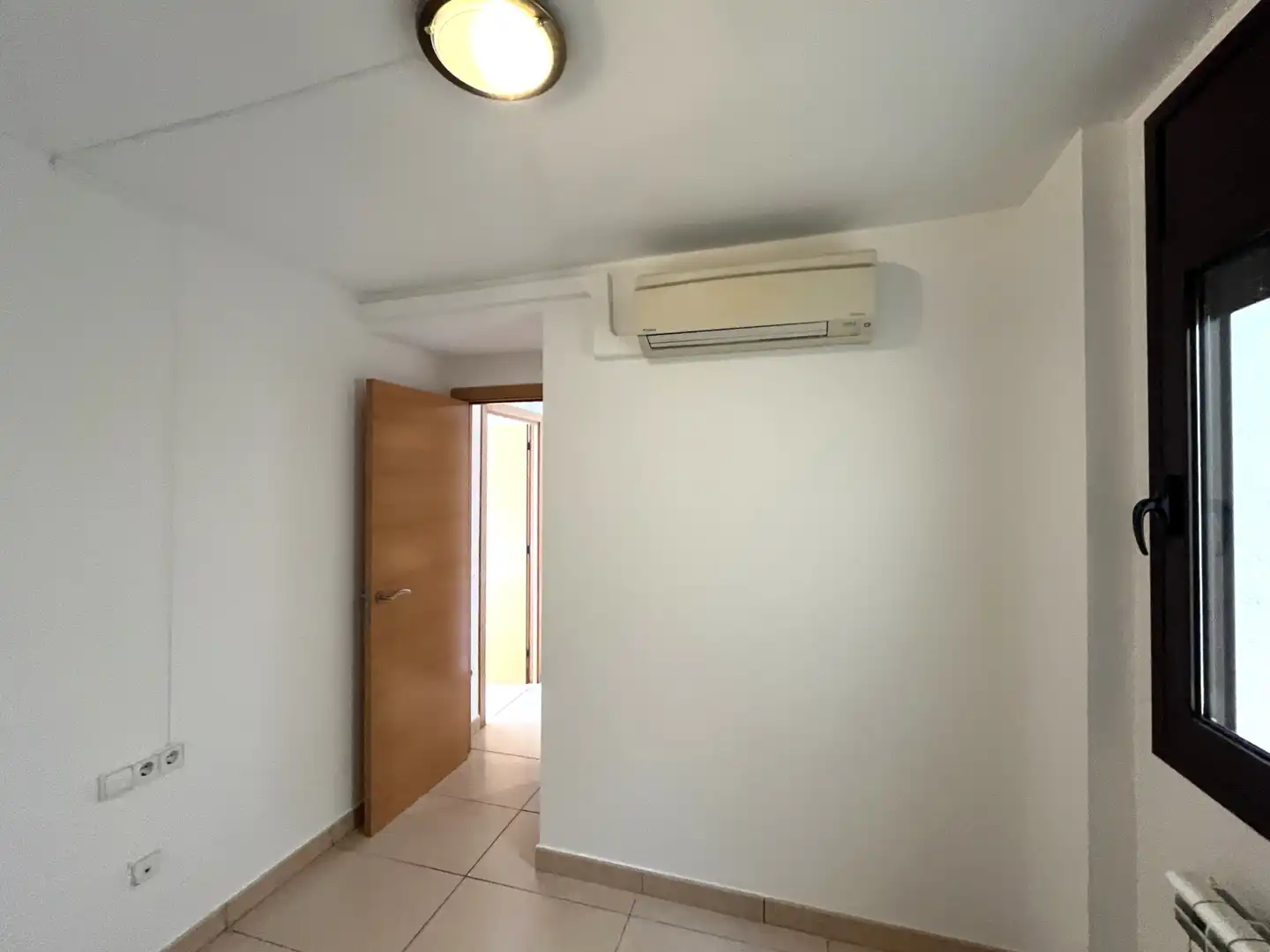 Wohnung zur Miete in Girona mit Klimaanlage und Heizung
