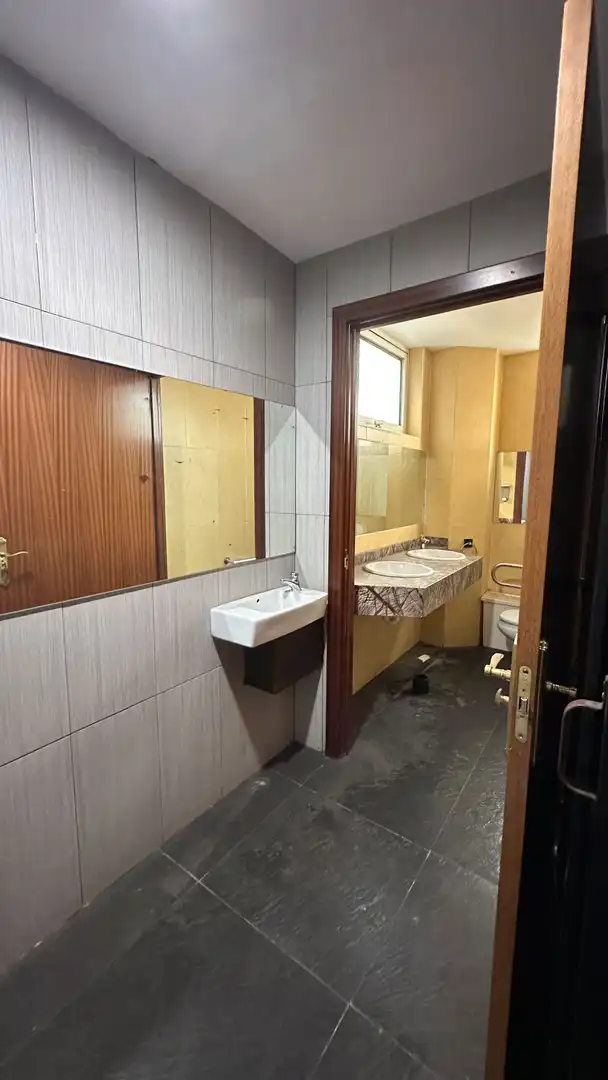 Baño de Edificio en venta en Loiu