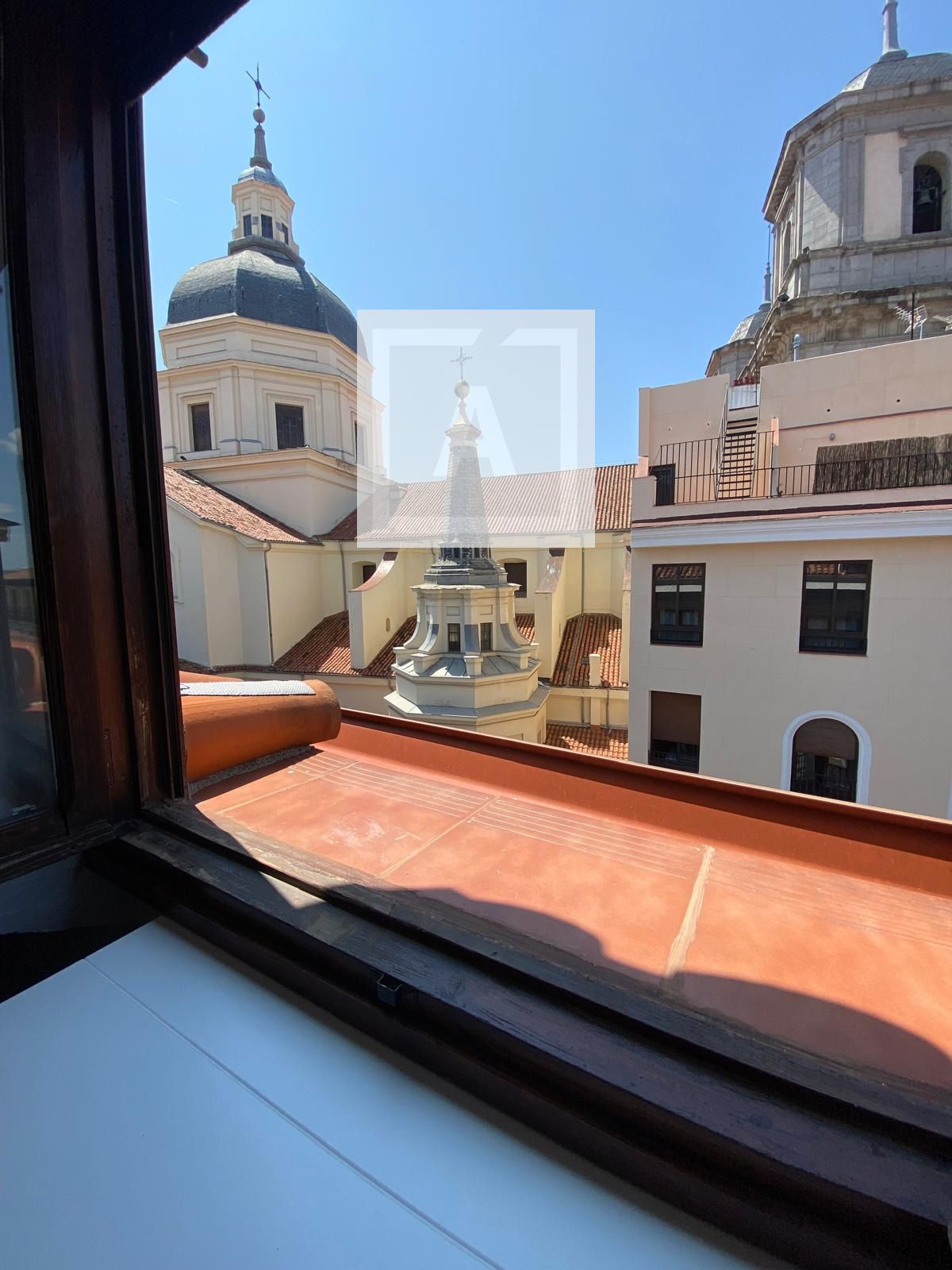 Vista exterior de Pis en venda en  Madrid Capital amb Aire condicionat, Calefacció i Moblat