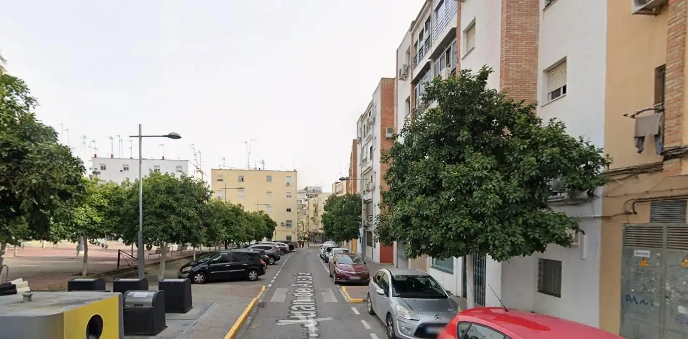 Pis amb ascensor en venda a JUAN DE AUSTRIA