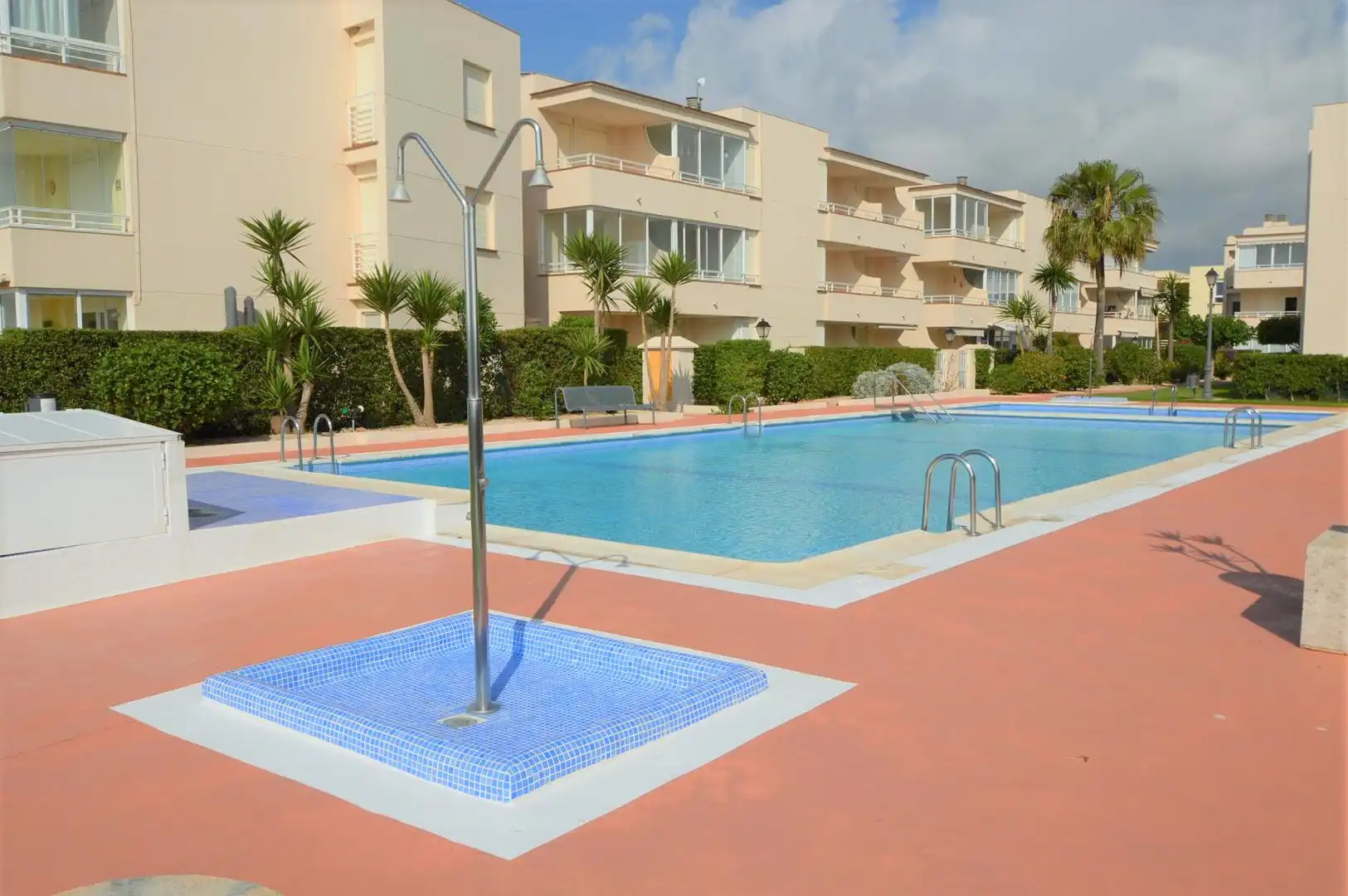 Schwimmbecken von Wohnungen zum Verkauf in Vinaròs mit Privatgarten, Terrasse und Möbliert