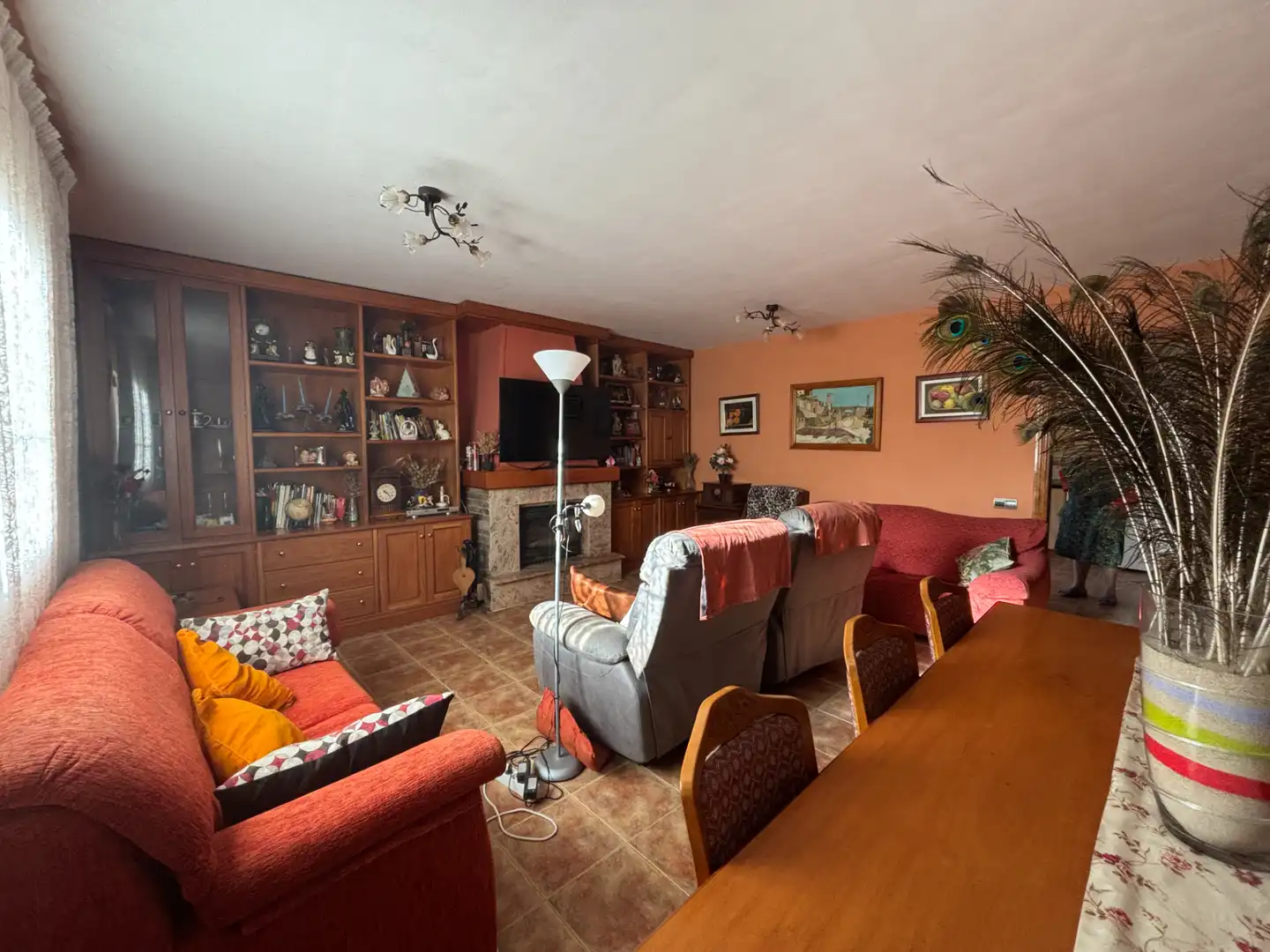Wohnzimmer von Country house zum Verkauf in Flix mit Klimaanlage, Privatgarten und Schwimmbad