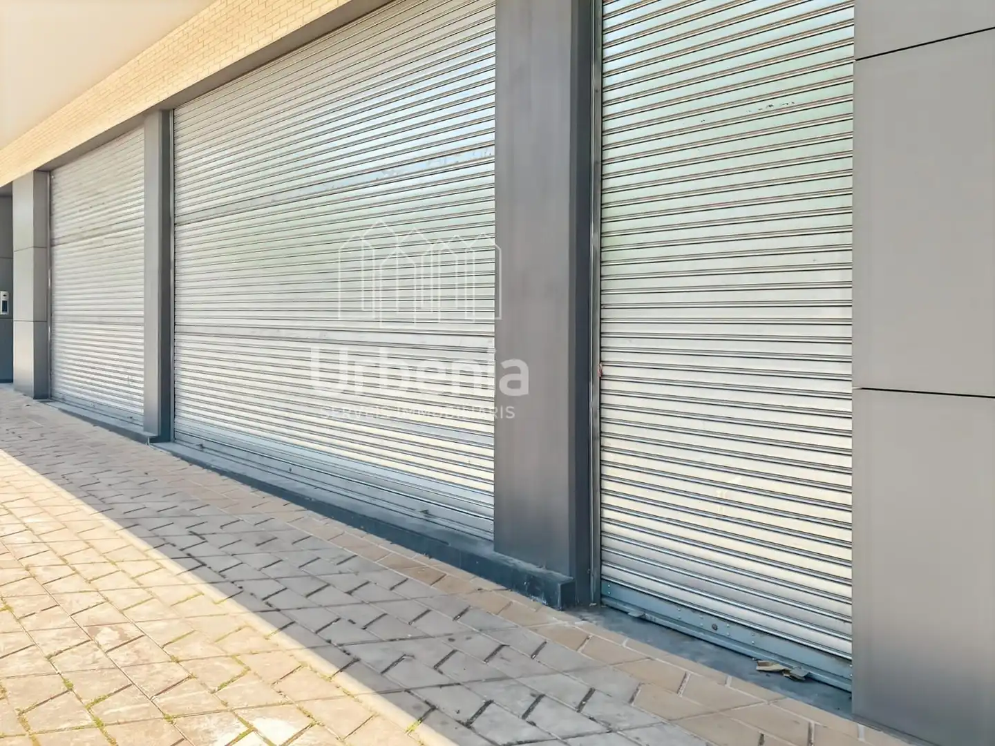 Business premises to rent in Gorg - Progrés