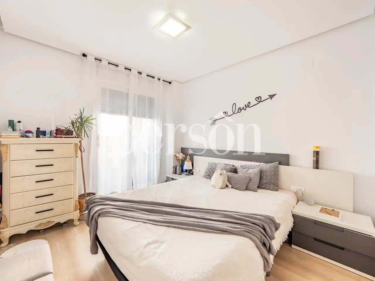 Habitación de Piso en venta en Valencia con Aire acondicionado, Calefacción y Amueblado