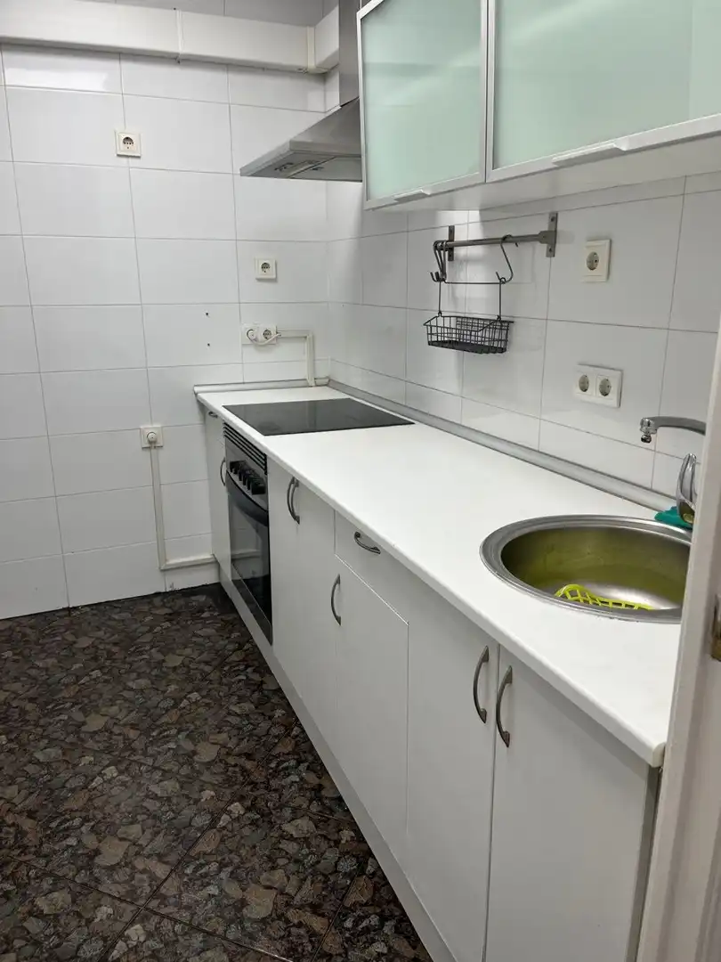 Cocina de Piso en venta en Sant Boi de Llobregat con Calefacción