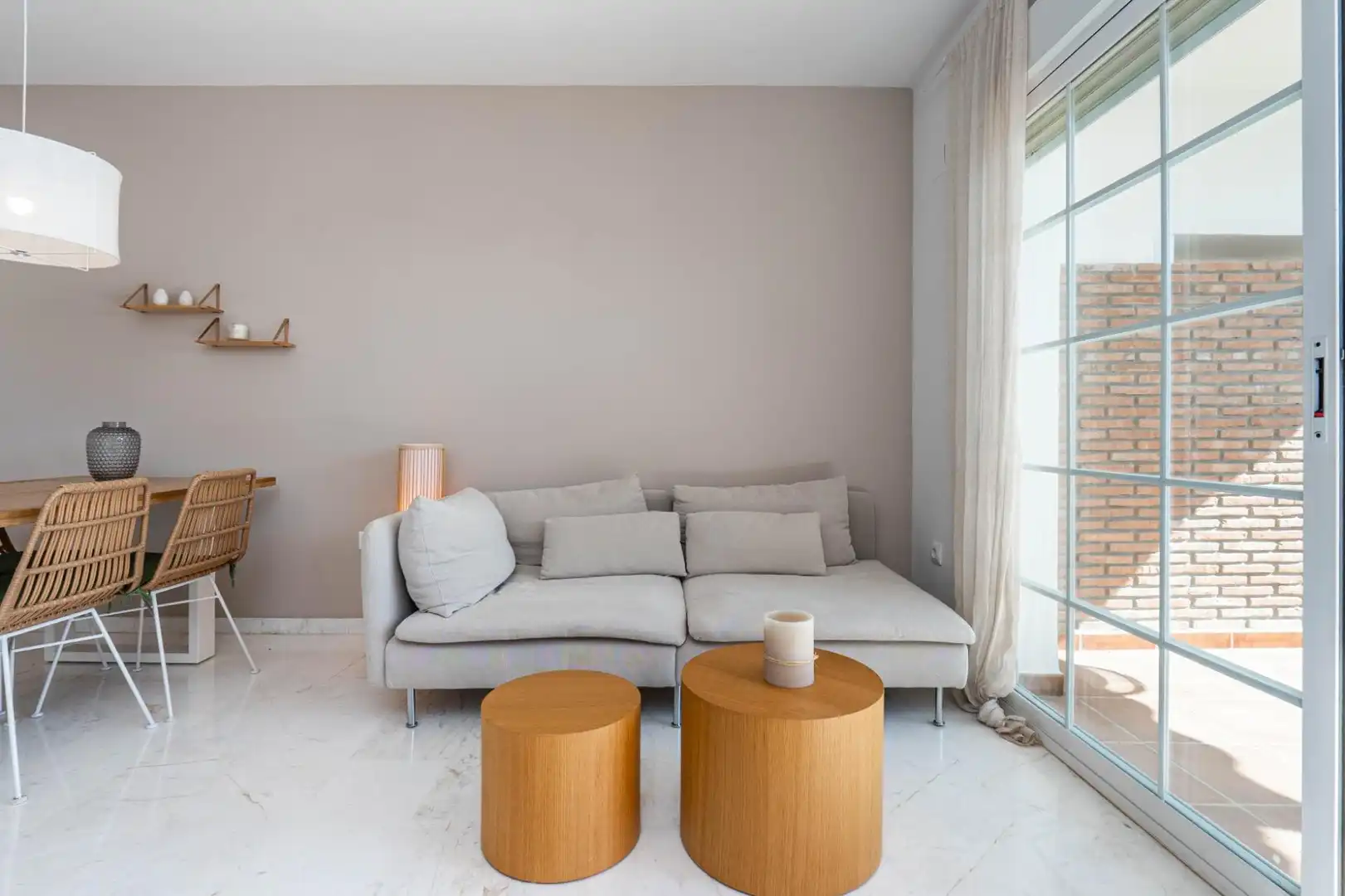 Sala de estar de Apartamento en venta en Almuñécar con Jardín privado, Terraza y Piscina comunitaria