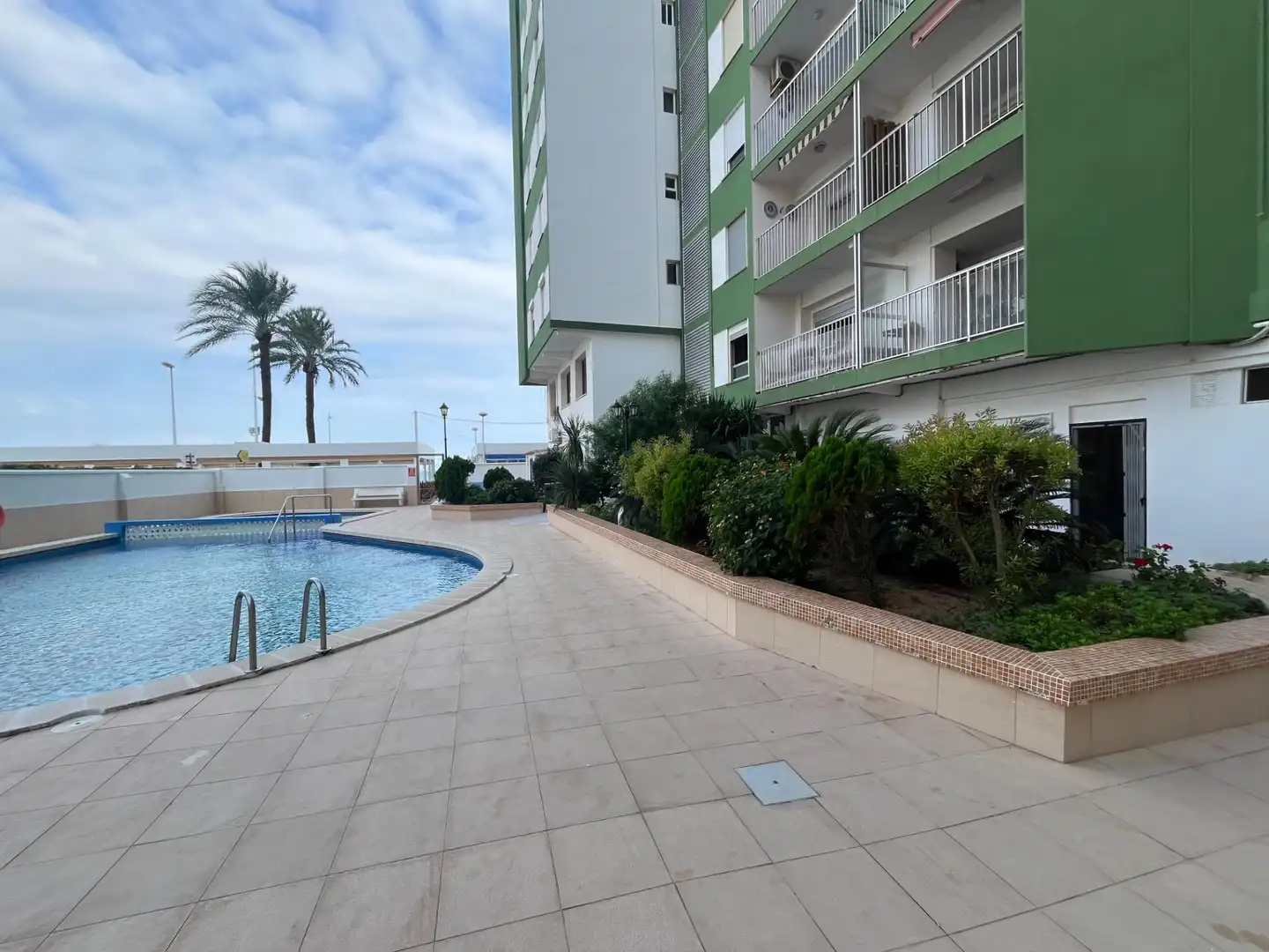 Piscina de Planta baixa en venda en Cullera