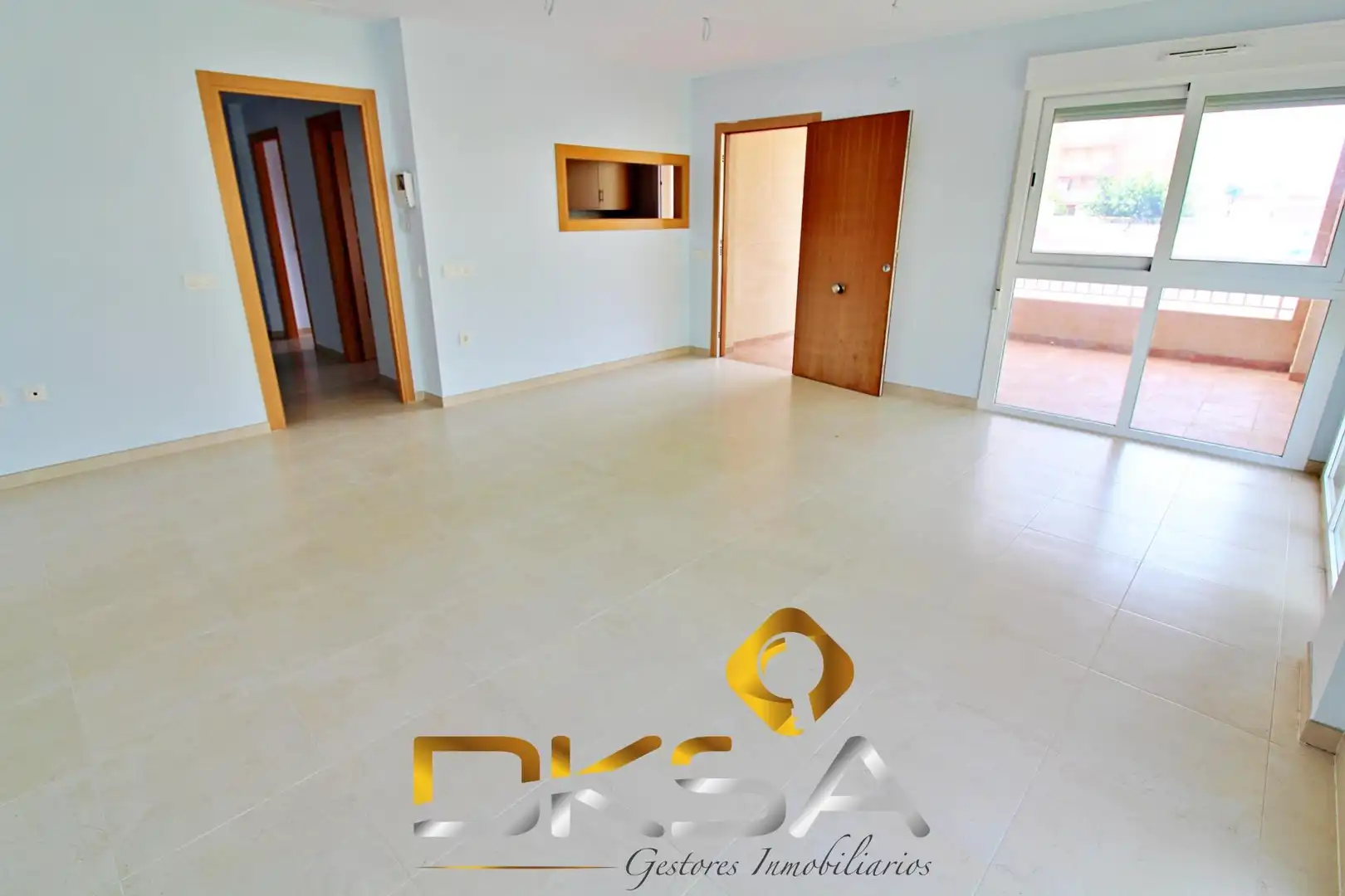 Vista exterior de Planta baixa en venda en Oropesa del Mar / Orpesa amb Jardí privat, Terrassa i Piscina comunitària