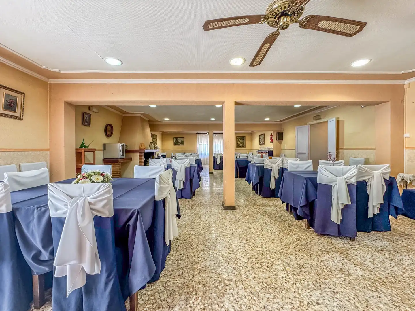 Commercial properties for sale in Vimbodí i Poblet  with Heating