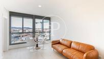 Living room of Flat to rent in Badalona  with Air Conditioner, Heating and Community pool