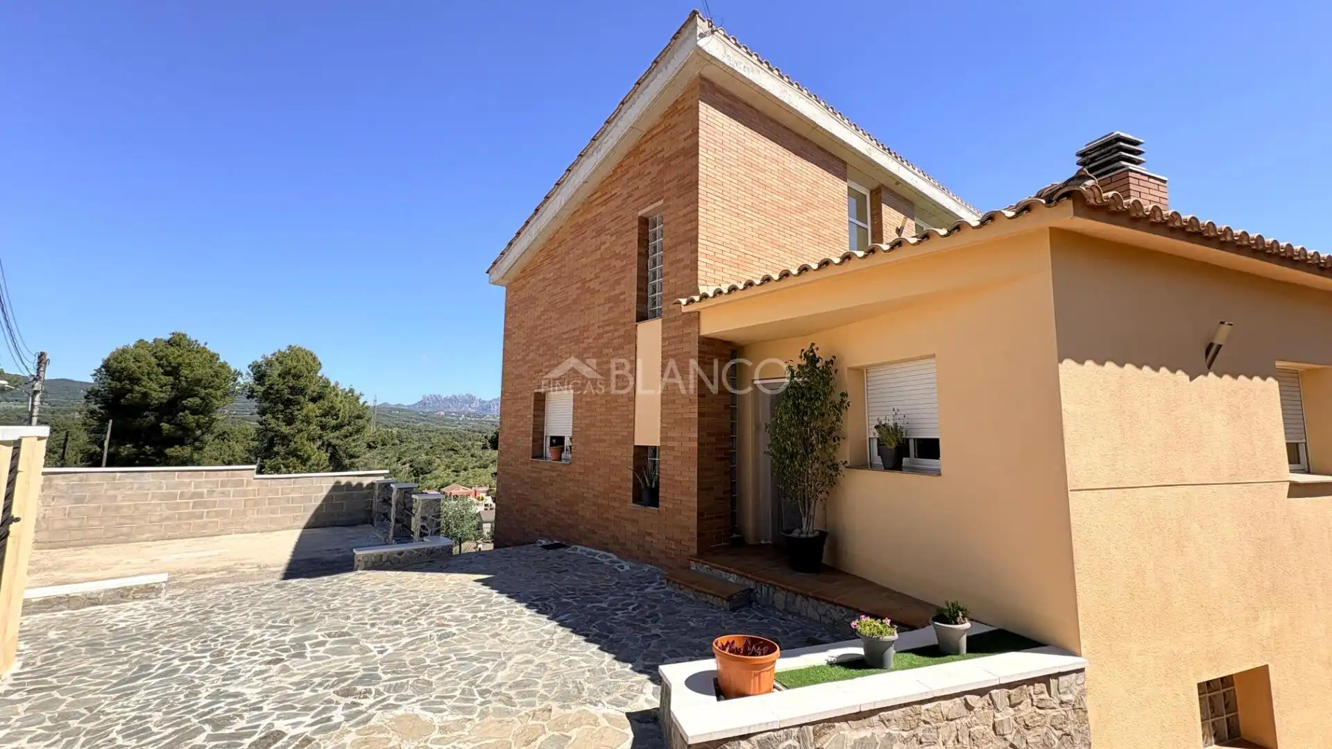 Vista exterior de Casa o xalet en venda en Piera amb Calefacció