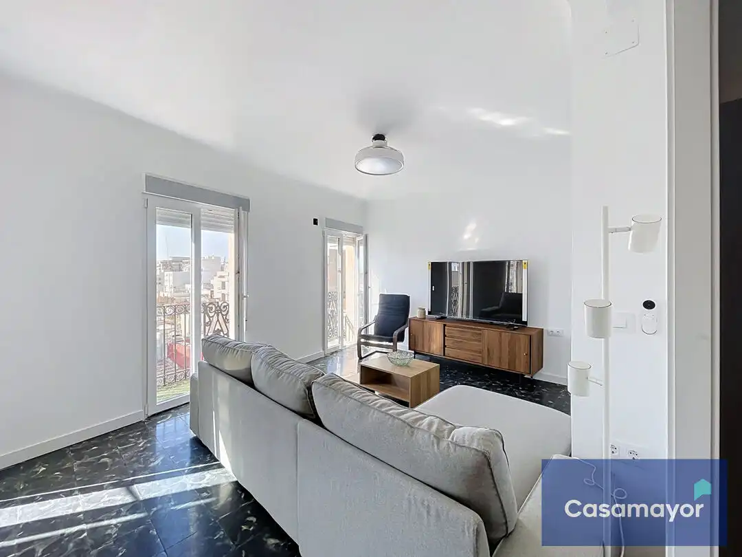 Living room of Flat for rent in Alicante / Alacant  with Oven, Washing machine and TV