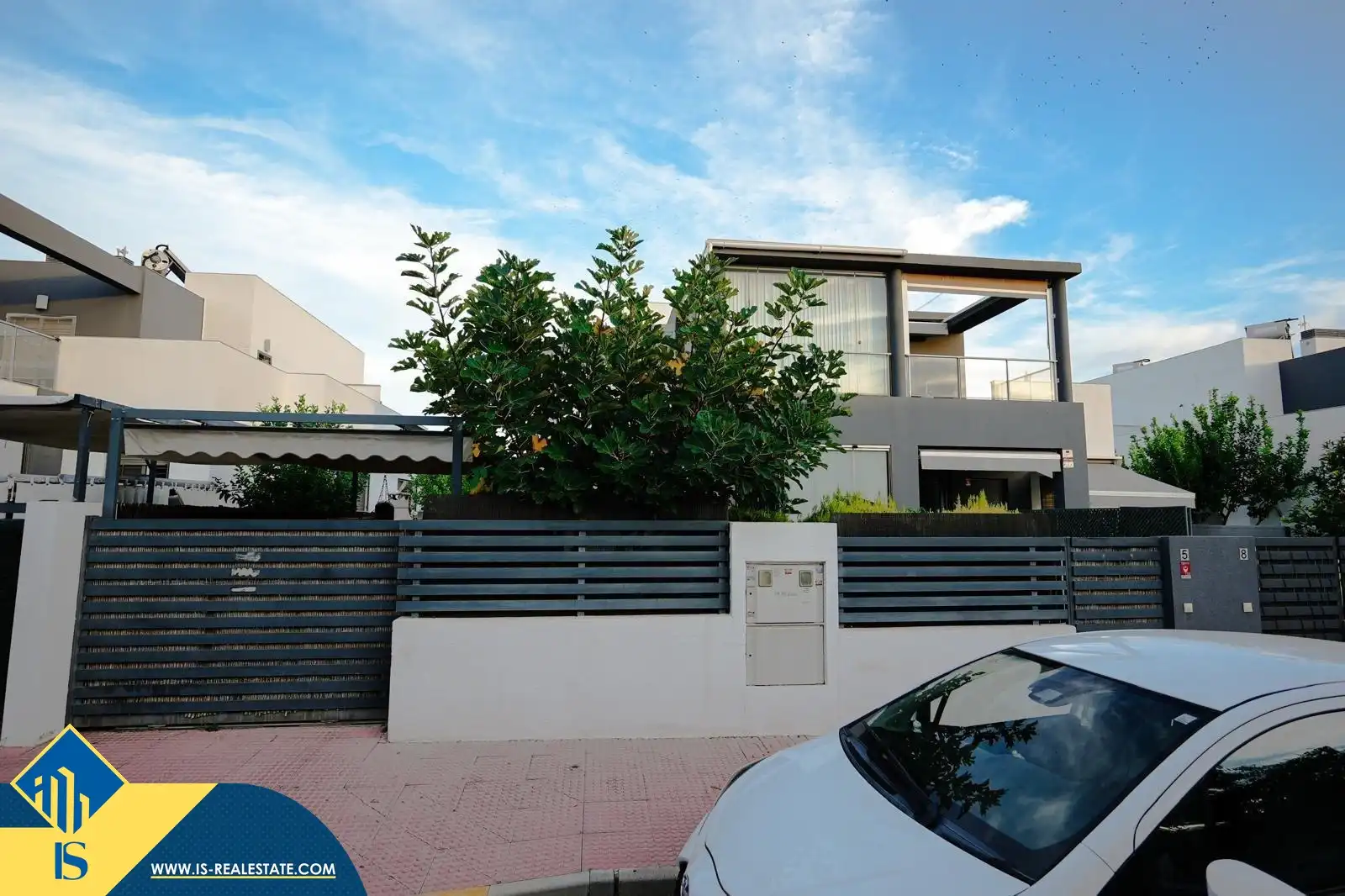 Vista exterior de Casa o chalet en venta en Torrevieja con Aire acondicionado, Jardín privado y Terraza