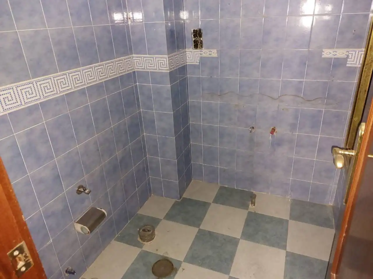 Baño de Piso en venta en Villarrobledo, Albacete