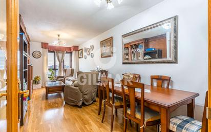 Dining room of Flat for sale in  Madrid Capital  with Air Conditioner, Heating and Storage room