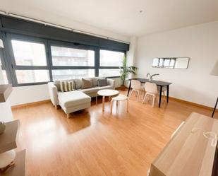 Living room of Flat to rent in L'Hospitalet de Llobregat  with Air Conditioner, Heating and Parquet flooring