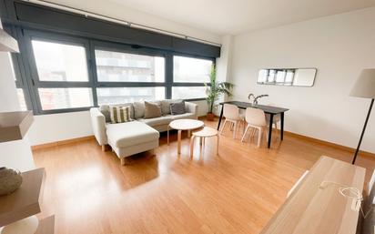 Living room of Flat to rent in L'Hospitalet de Llobregat  with Air Conditioner, Heating and Parquet flooring