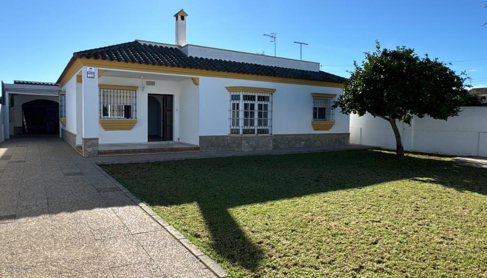 Foto 1 de Casa o xalet en venda a Las Palmeras - Dehesilla, Cádiz