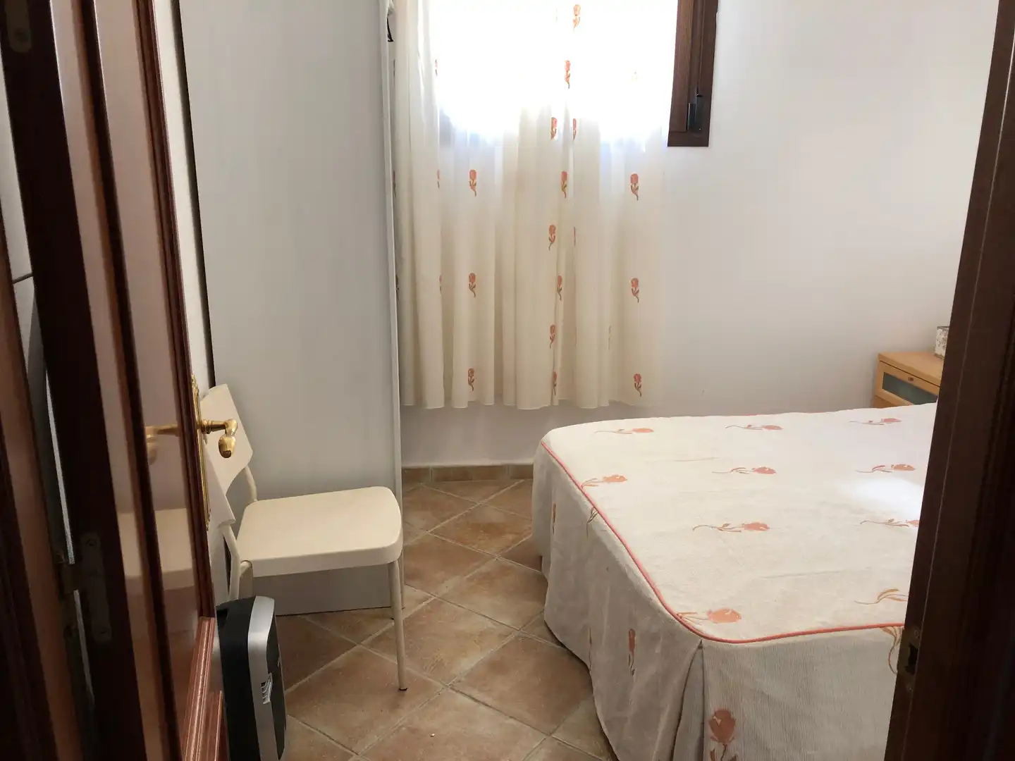 Dormitori de Casa o xalet en venda en Atajate amb Terrassa i Moblat