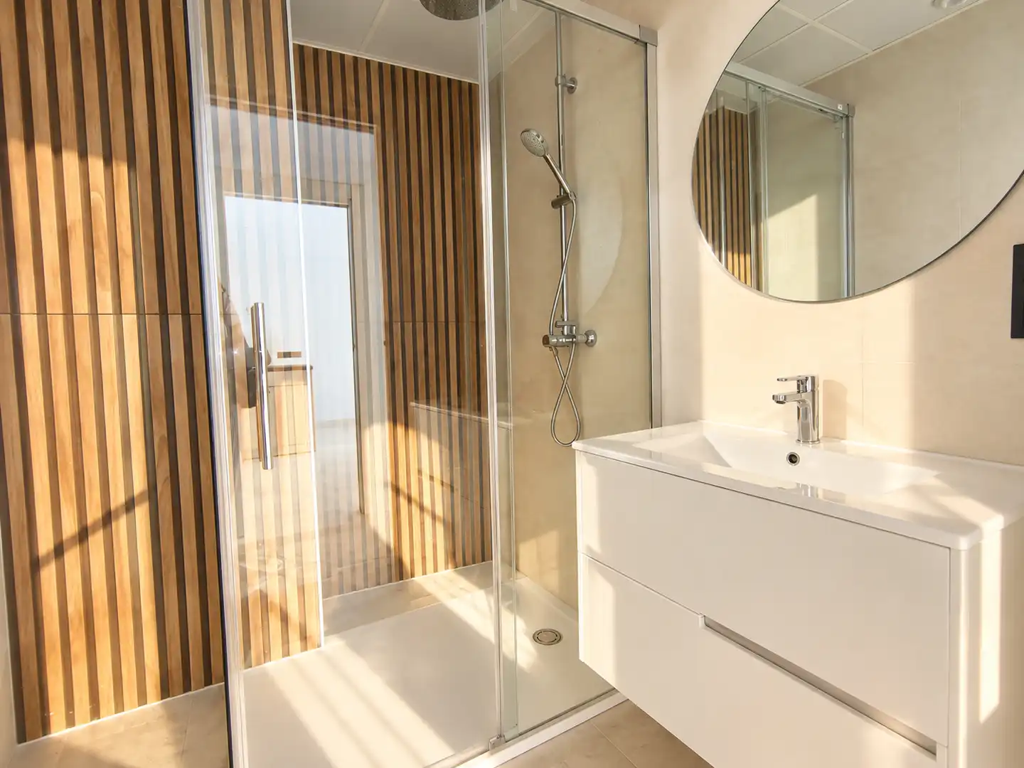 Bathroom of Flat for sale in Platero - El Limón