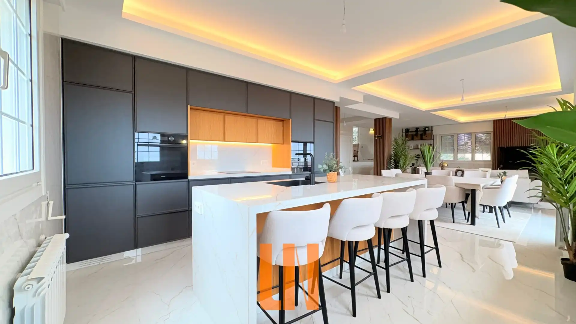 Cocina de Casa o chalet en venta en A Coruña Capital  con Calefacción, Jardín privado y Parquet