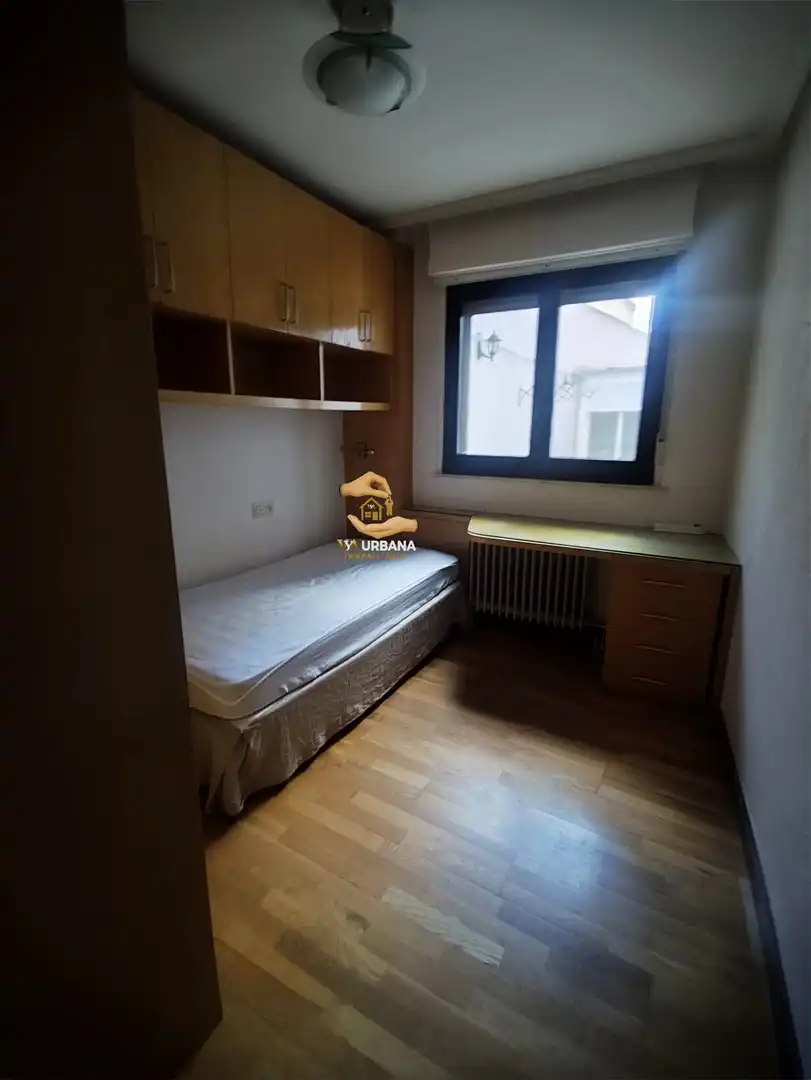 Schlafzimmer von Wohnung zur Miete in Salamanca mit Heizung, Terrasse und Abstellraum