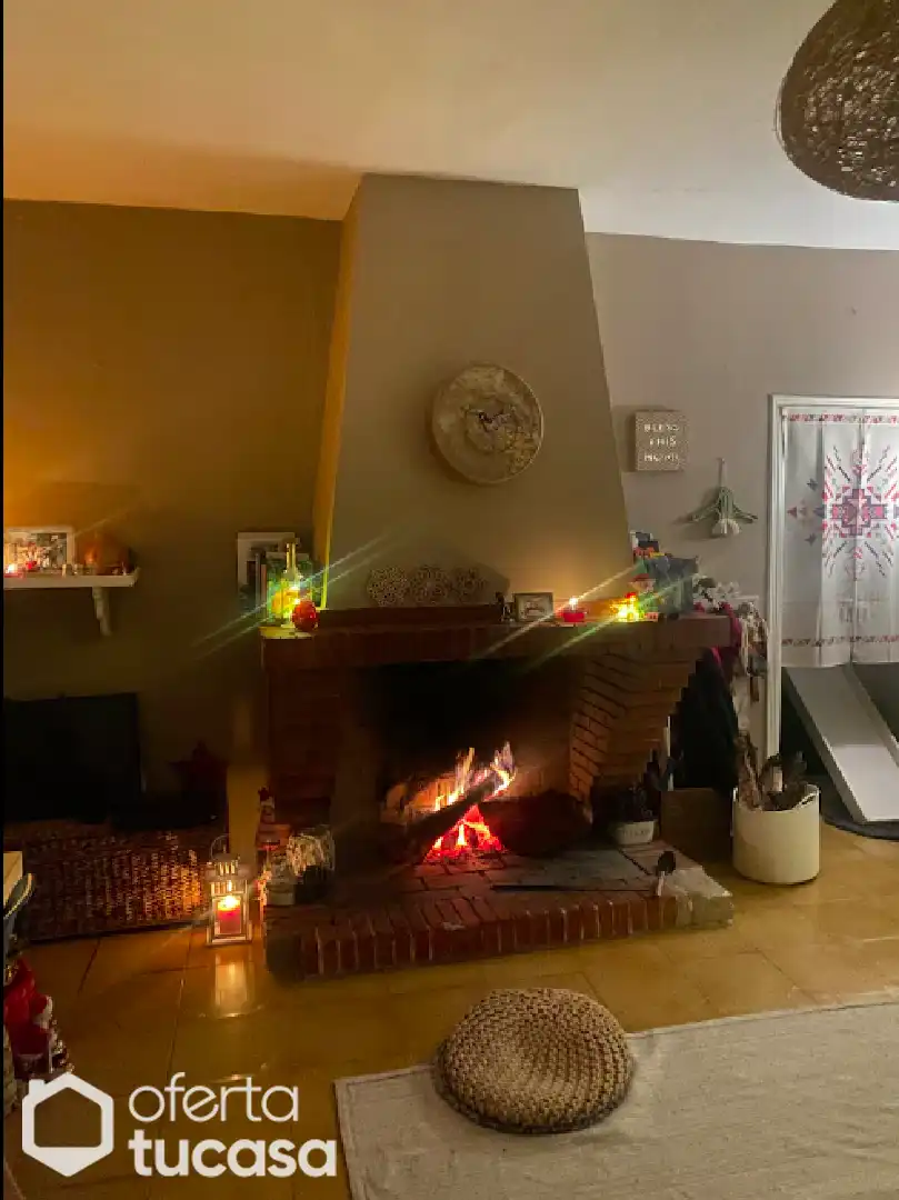 Wohnzimmer von Einfamilien-Reihenhaus zum Verkauf in Linares de la Sierra mit Terrasse, Schwimmbad und Möbliert