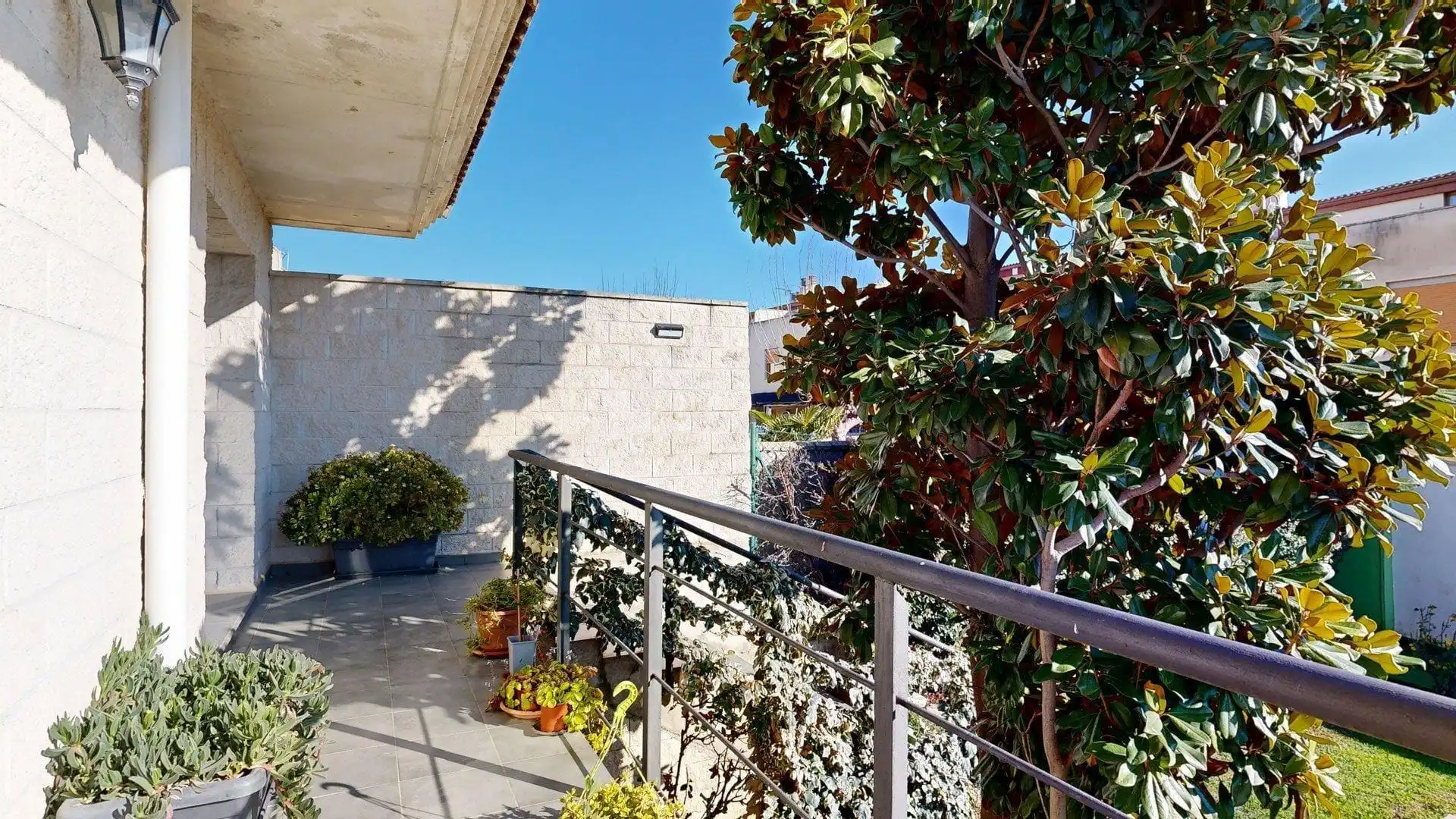 Terrasse von Haus oder Chalet zum Verkauf in Nuez de Ebro mit Klimaanlage, Heizung und Privatgarten