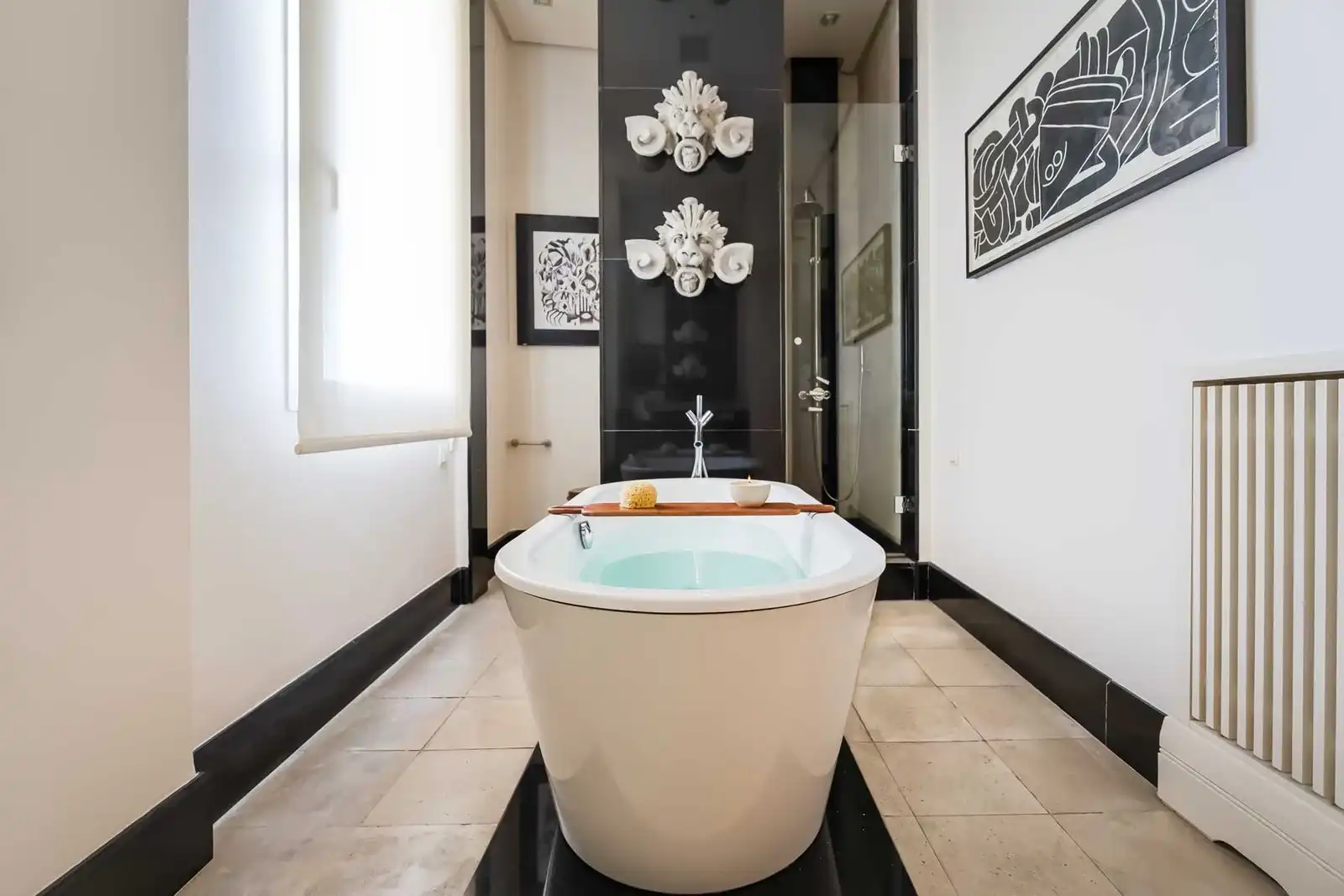 Baño de Apartamento de alquiler en Madrid con Aire acondicionado, Calefacción y Amueblado