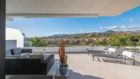 Terrassa de Apartament en venda en Estepona amb Aire condicionat, Calefacció i Piscina