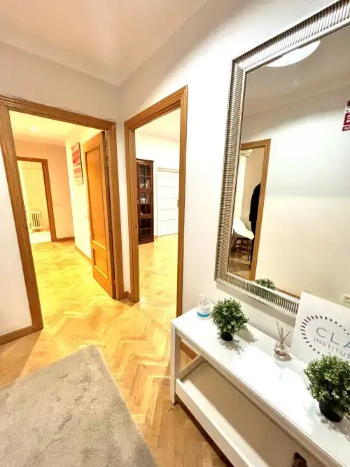 Flat for rent in Madrid  with Air Conditioner, Heating and Parquet flooring