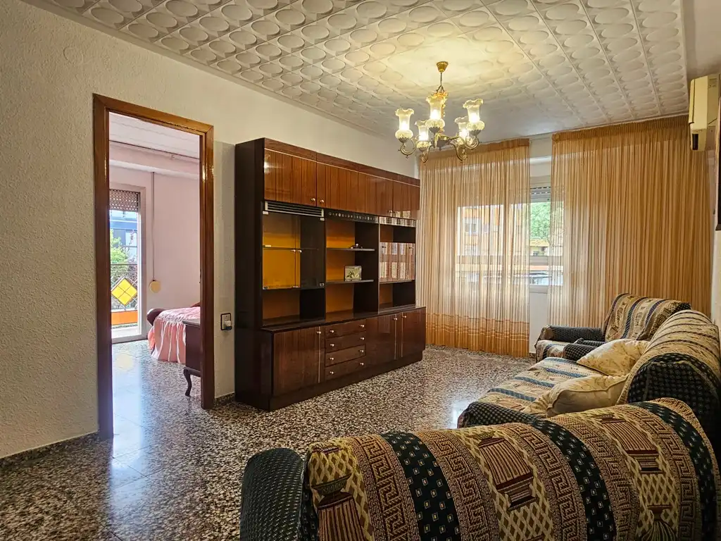 Sala de estar de Piso en venta en L'Eliana con Balcón y Internet