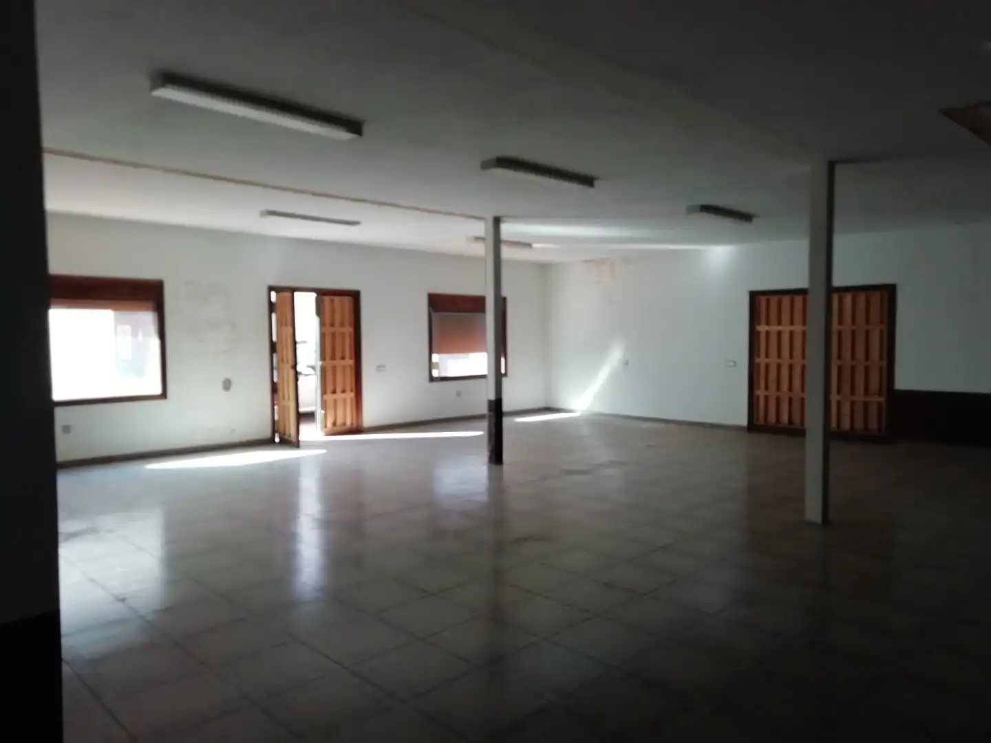 Local en venta en Castilblanco