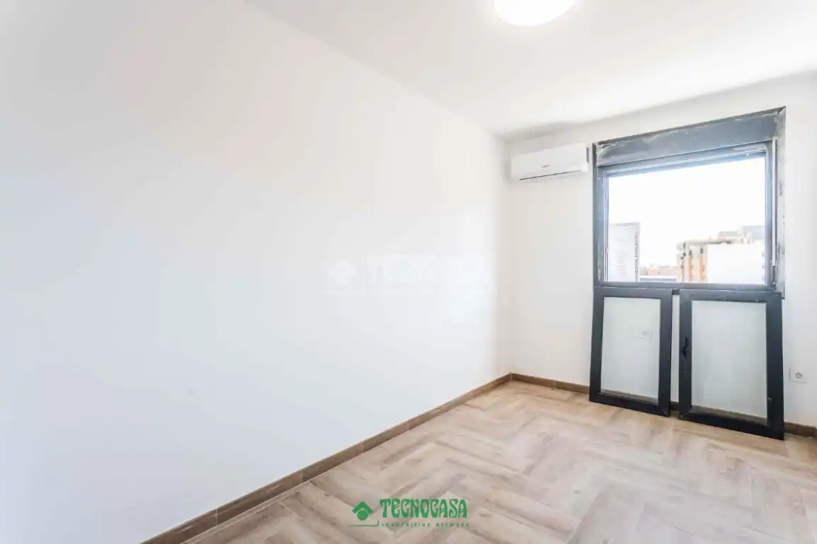 Bedroom of Flat for sale in Almería  with Air Conditioner