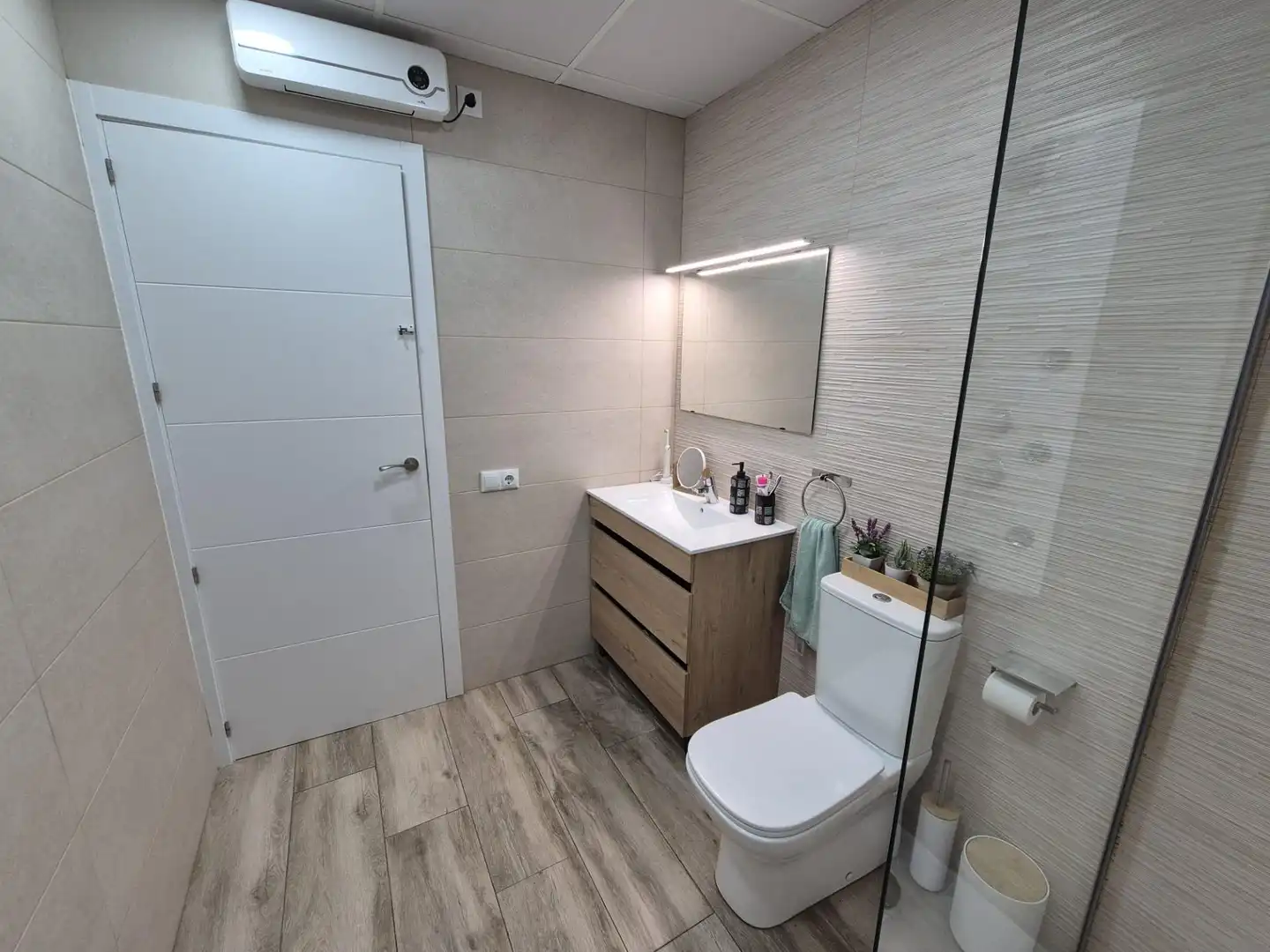 Bany de Casa o xalet en venda en La Ràpita amb Aire condicionat, Terrassa i Moblat
