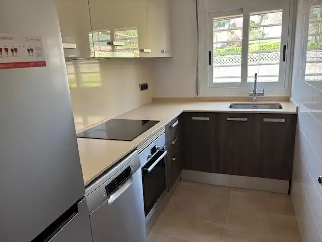 Cocina de Casa adosada en venta en Santa Eulàlia de Ronçana con Aire acondicionado, Calefacción y Jardín privado