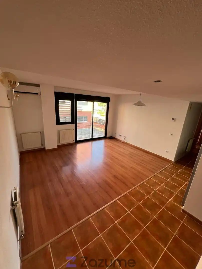 Sala d'estar de Pis de lloguer en Torrejón de Ardoz amb Aire condicionat, Calefacció i Parquet