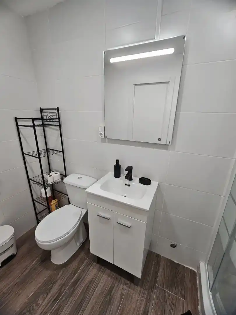Badezimmer von Wohnung zur Miete in Garbinet - Vistahermosa
