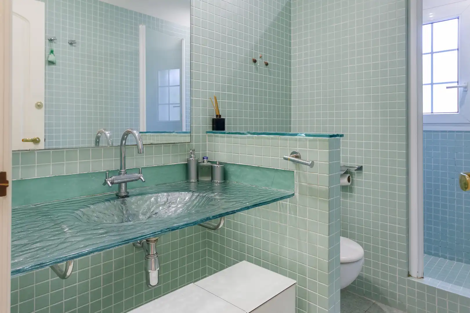Baño de Casa o chalet en venta en Martorell con Aire acondicionado, Calefacción y Jardín privado