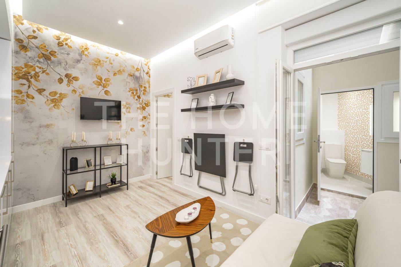 Living room of Flat for sale in  Madrid Capital  with Air Conditioner, Heating and Terrace
