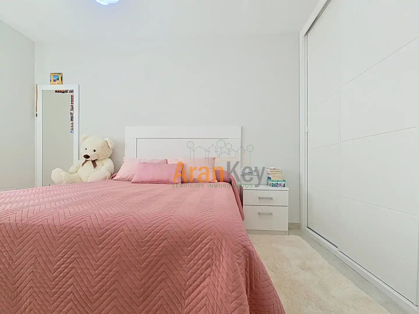 Chalet con balcón en venta en Calle de Alicante, imagen 14