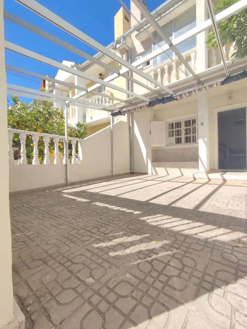 Terrassa de Casa o xalet en venda en San Pedro del Pinatar amb Jardí privat, Terrassa i Moblat
