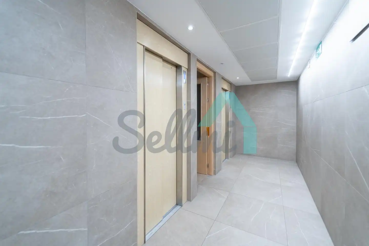 Piso en venta en Oviedo  con Calefacción, Parquet y Terraza
