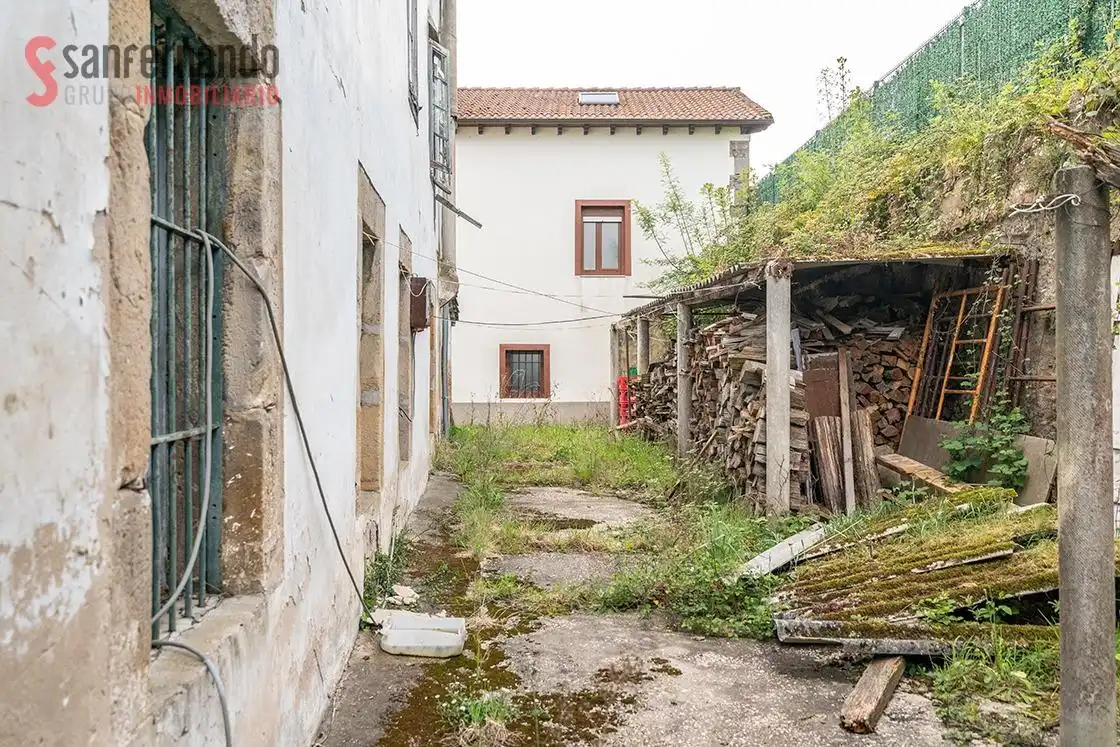 Vista exterior de Finca rústica en venta en Corvera de Toranzo con Jardín privado, Terraza y Trastero
